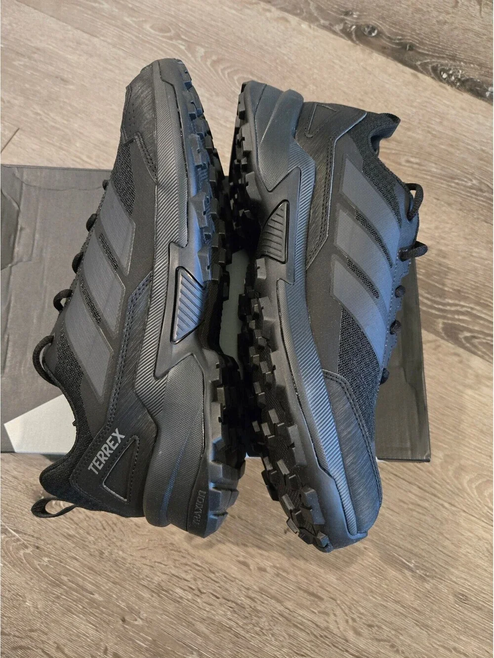 Adidas Terrex Eastrail 3 Hiking Shoes JR4001 Men's Size 10.5 New Box